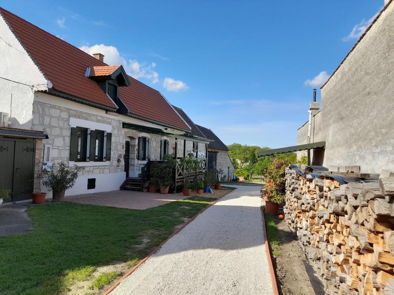 Villa Kofejto Haza Fertőrákos Exterior foto